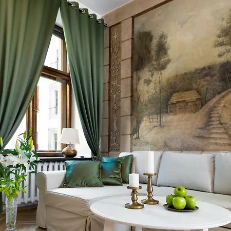 Florianska Apartment *